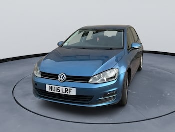 Used Volkswagen Golf 2015 for sale - 77890198: Photo