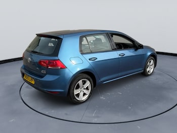 Used Volkswagen Golf 2015 for sale - 77890198: Photo