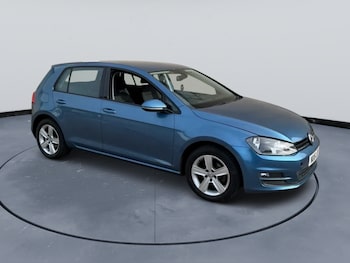 Used Volkswagen Golf 2015 for sale - 77890198: Photo