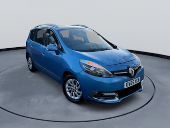 Used Renault Grand Scenic 2015 for sale - 77268178: Photo