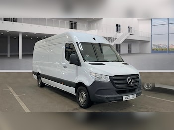 Mercedes-Benz Sprinter feature image