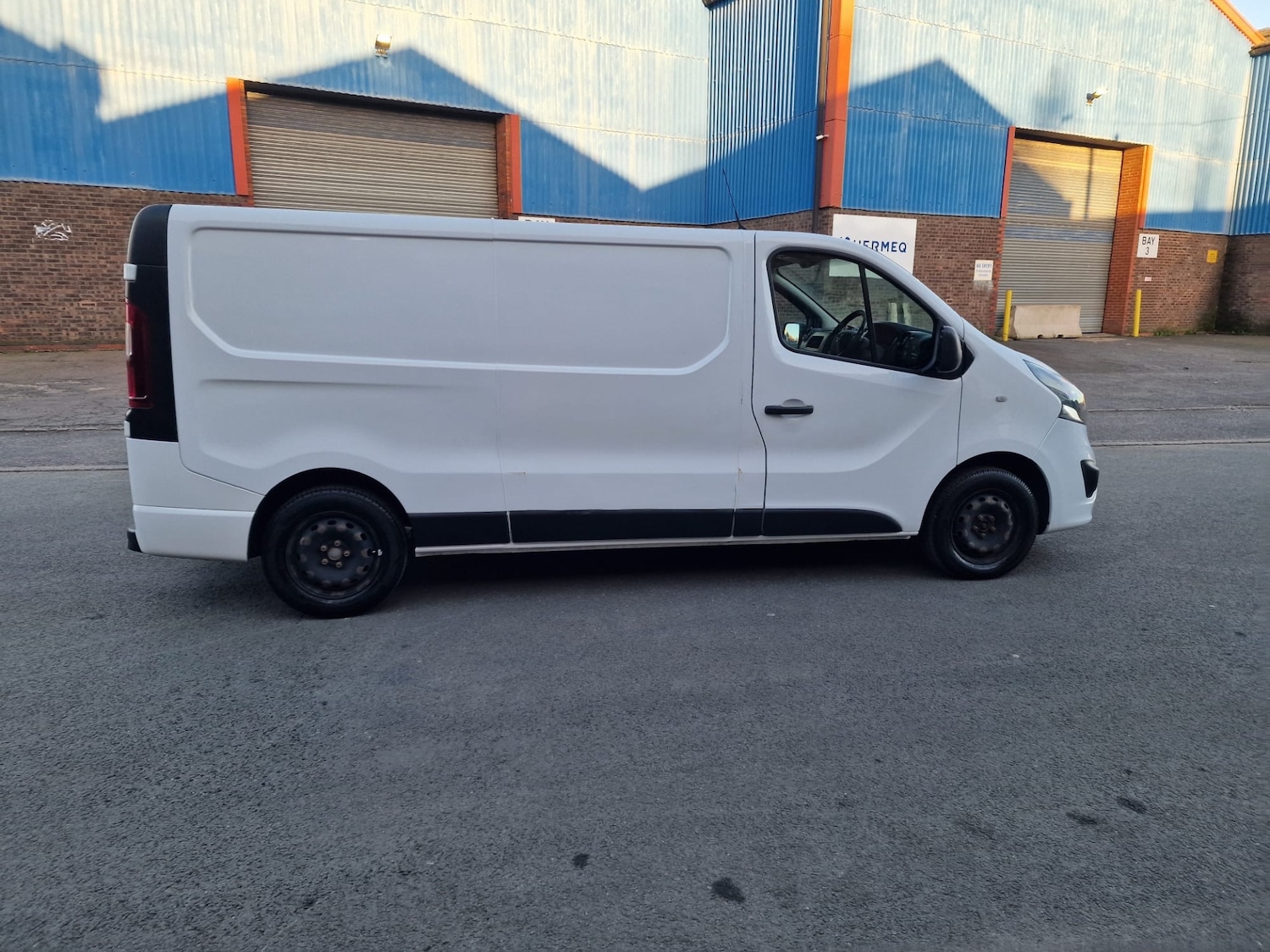 Used Vauxhall Vivaro 2018 for sale - 77266535: Photo 12