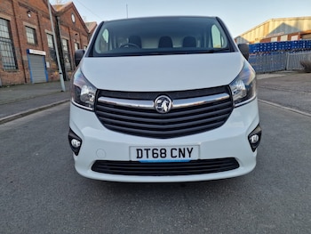 Used Vauxhall Vivaro 2018 for sale - 77266535: Photo