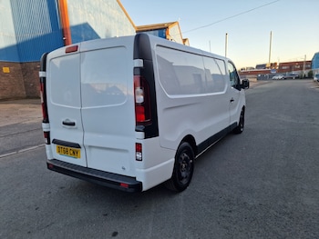 Used Vauxhall Vivaro 2018 for sale - 77266535: Photo