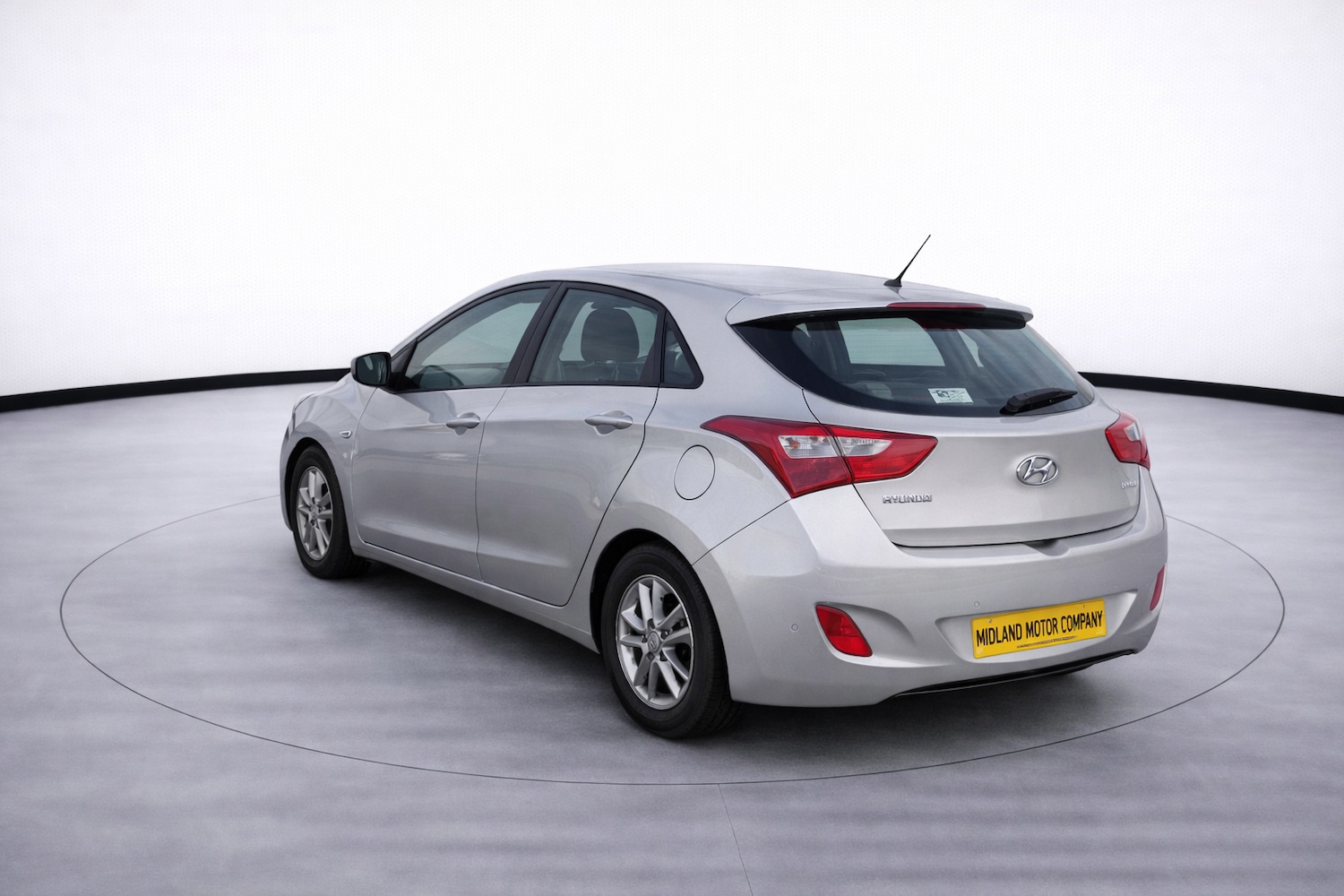 Used Hyundai i30 2013 for sale - 77268305: Photo 4
