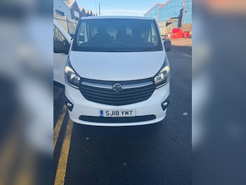 Vauxhall Vivaro feature image