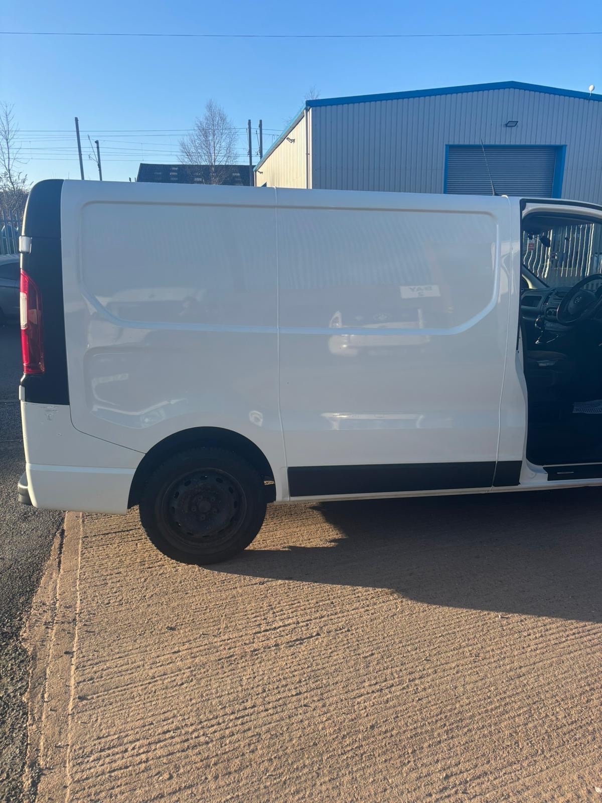 Used Vauxhall Vivaro 2018 for sale - 77266557: Photo 5