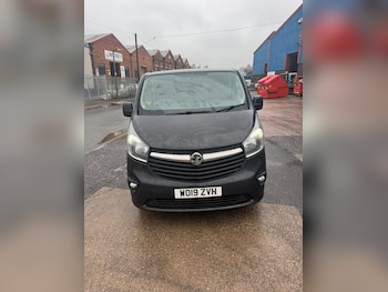 Vauxhall Vivaro feature image
