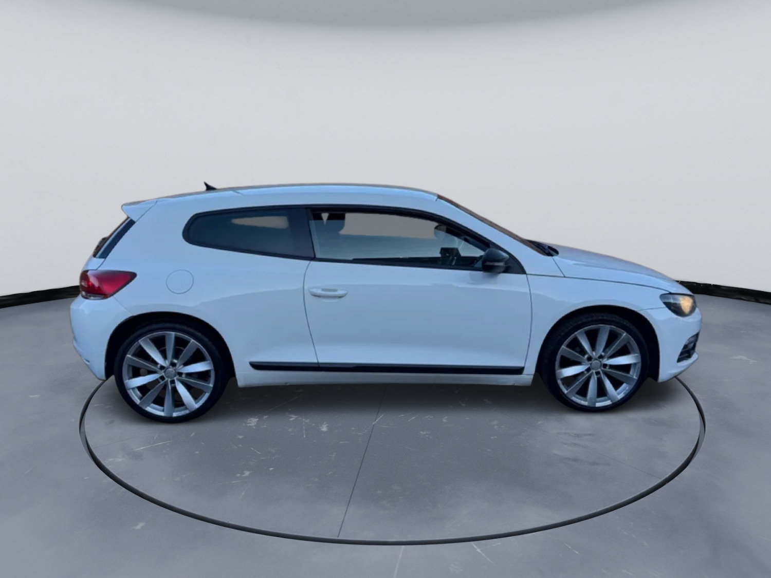 Used Volkswagen Scirocco 2010 for sale - 77266540: Photo 10