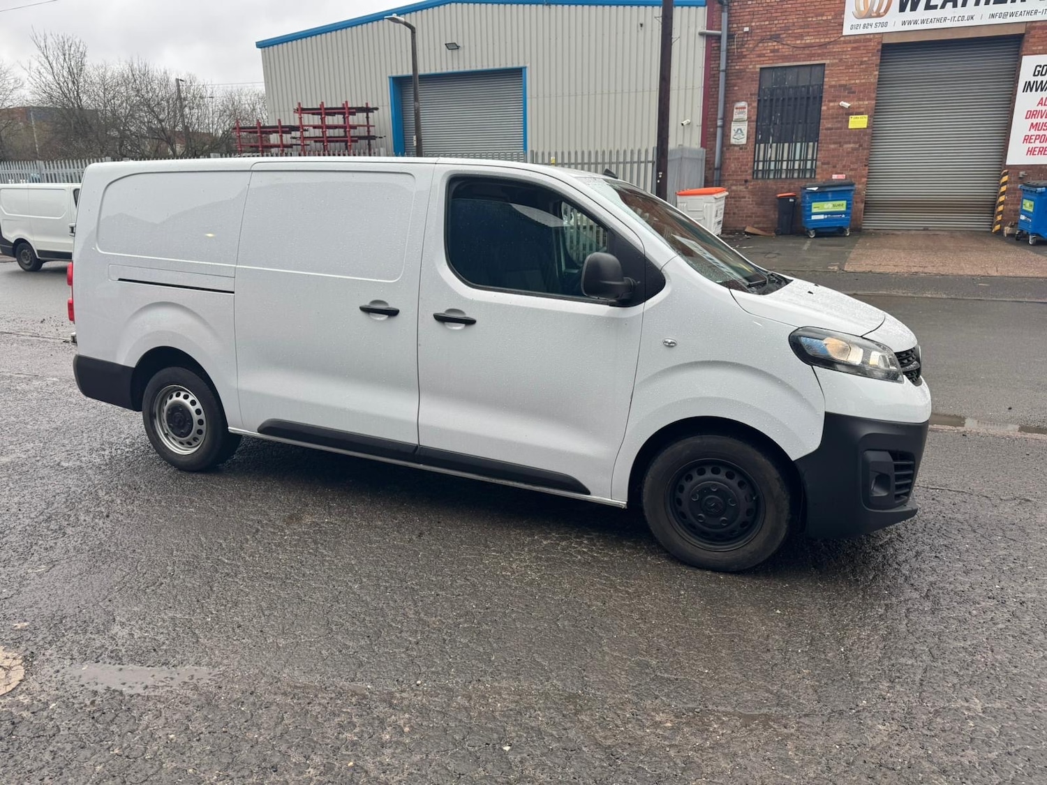 Used Vauxhall Vivaro 2022 for sale - 77300352: Photo 9