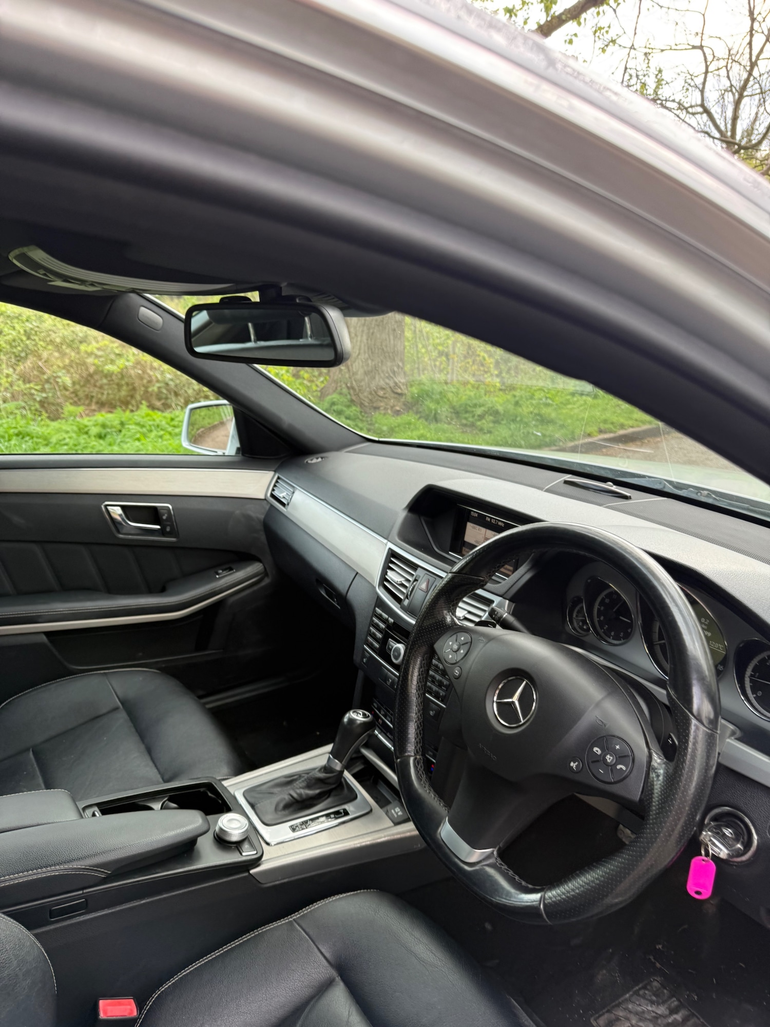 Used Mercedes-Benz E Class 2010 for sale - 78220555: Photo 11