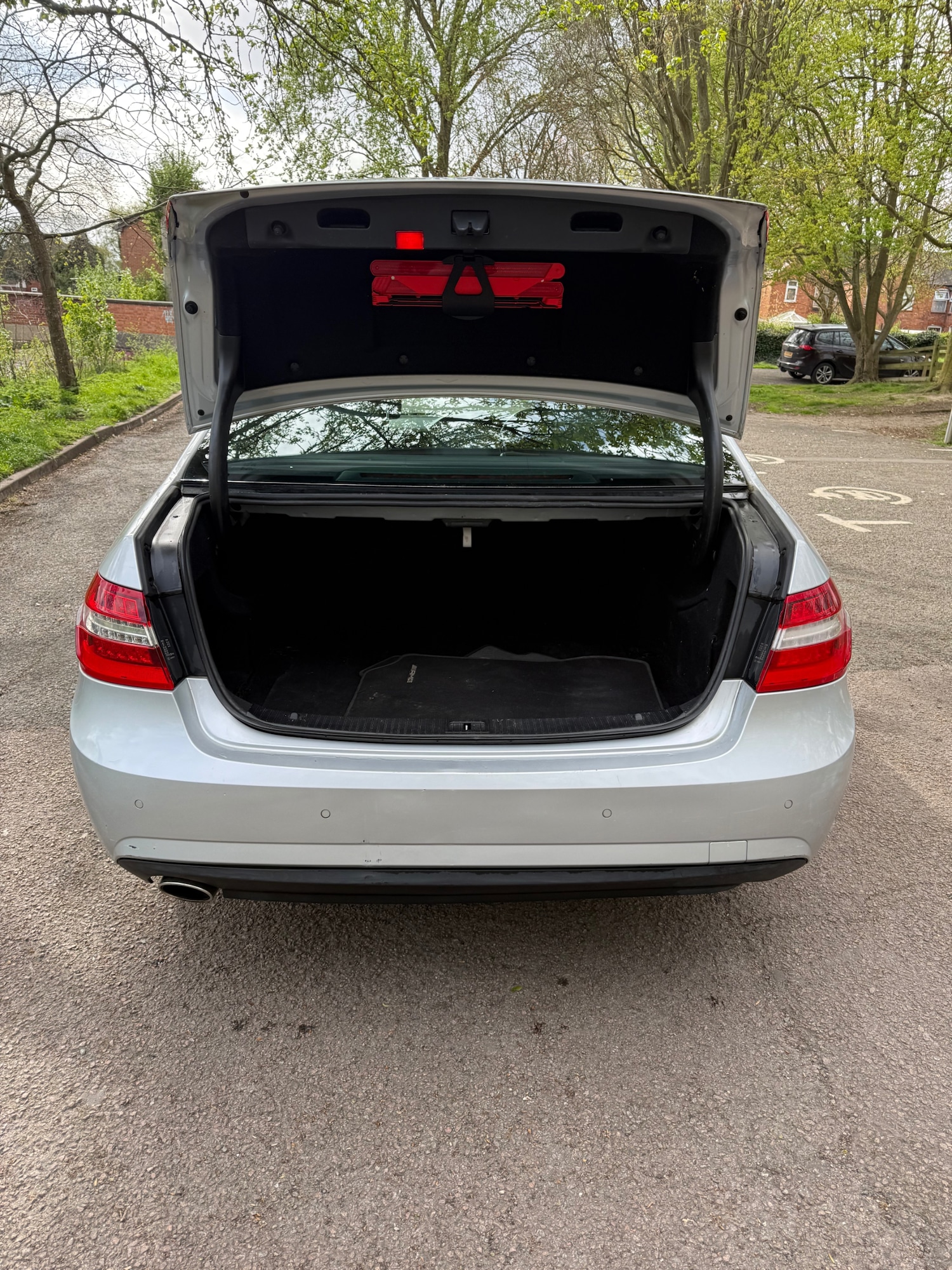 Used Mercedes-Benz E Class 2010 for sale - 78220555: Photo 13