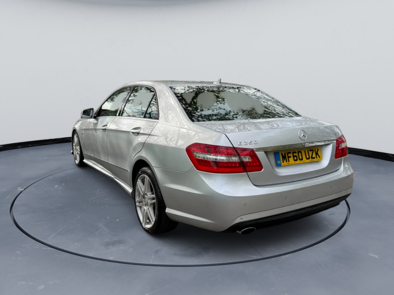 Used Mercedes-Benz E Class 2010 for sale - 78220555: Photo 5