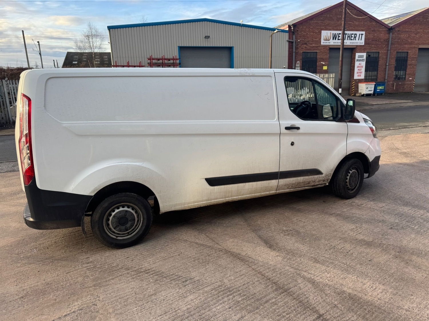 Used Ford Transit Custom 2019 for sale - 77268743: Photo 2