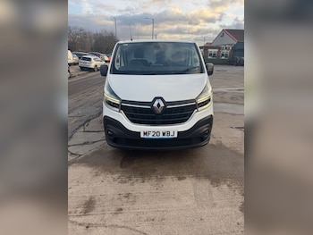 Renault Trafic feature image