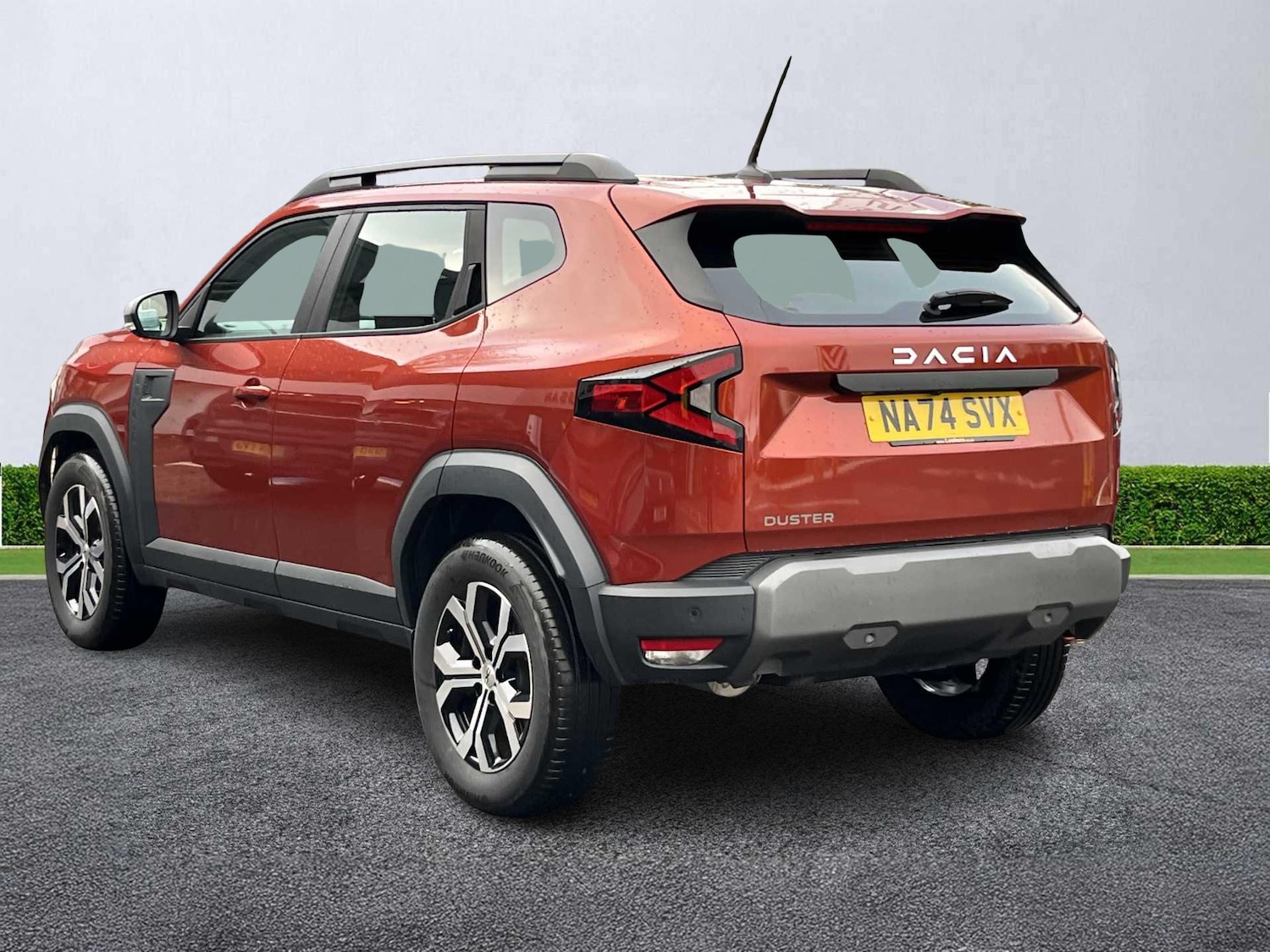 Used Dacia Duster 2024 for sale - 76455252: Photo 2