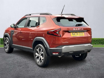 Used Dacia Duster 2024 for sale - 76455252: Photo