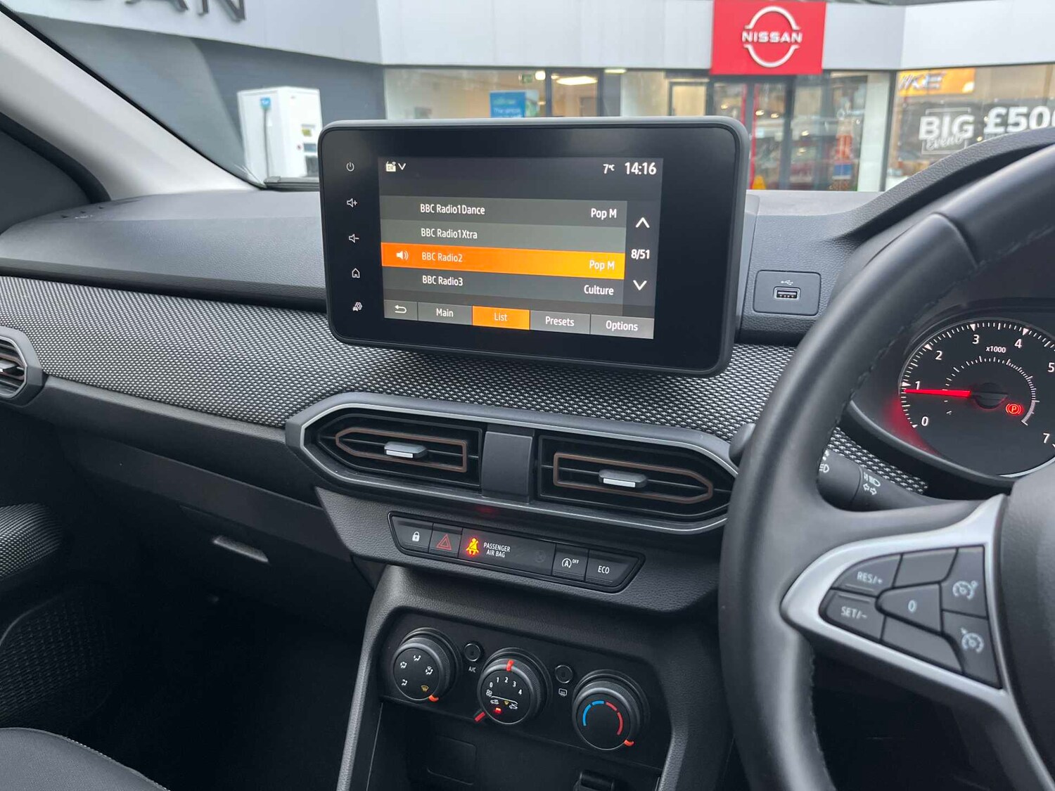 Used Dacia Sandero Stepway 2024 for sale - 77488065: Photo 11