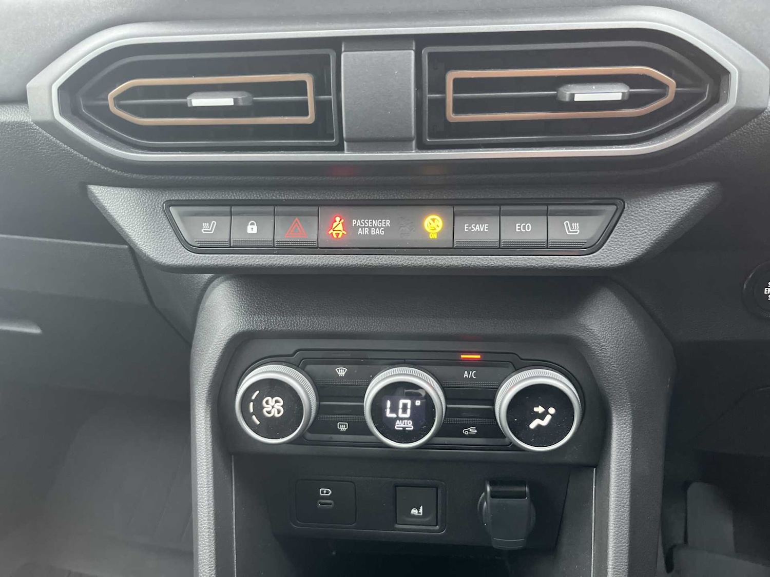 Used Dacia Jogger 2024 for sale - 76331060: Photo 11