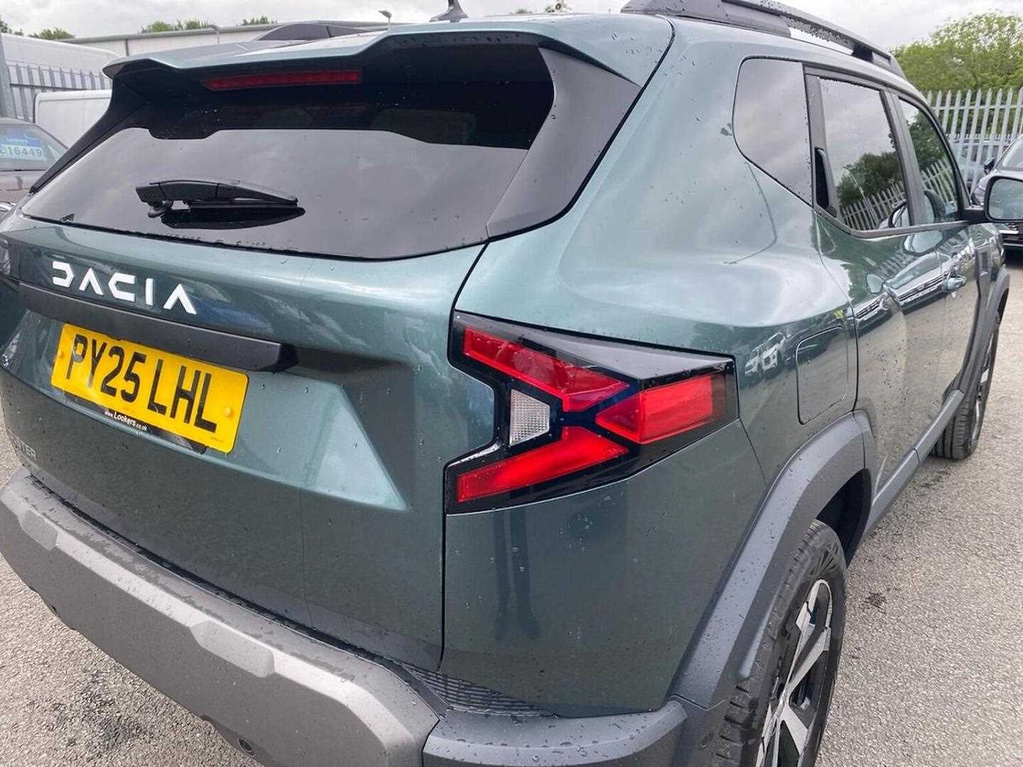 Used Dacia Duster 2025 for sale - 76706456: Photo 30