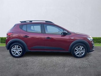 Used Dacia Sandero Stepway 2021 for sale - 76904988: Photo