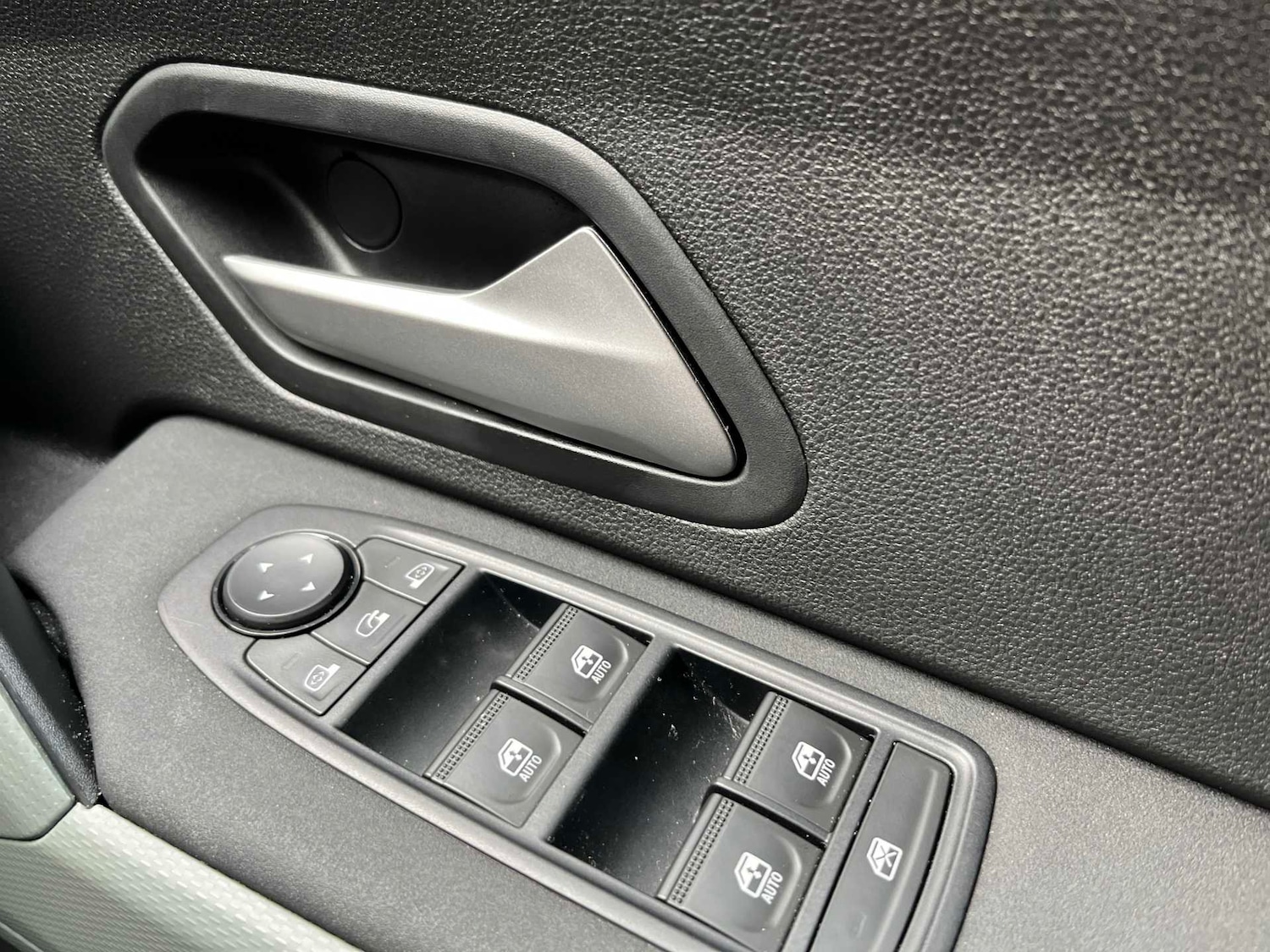 Used Dacia Duster 2025 for sale - 78191786: Photo 20