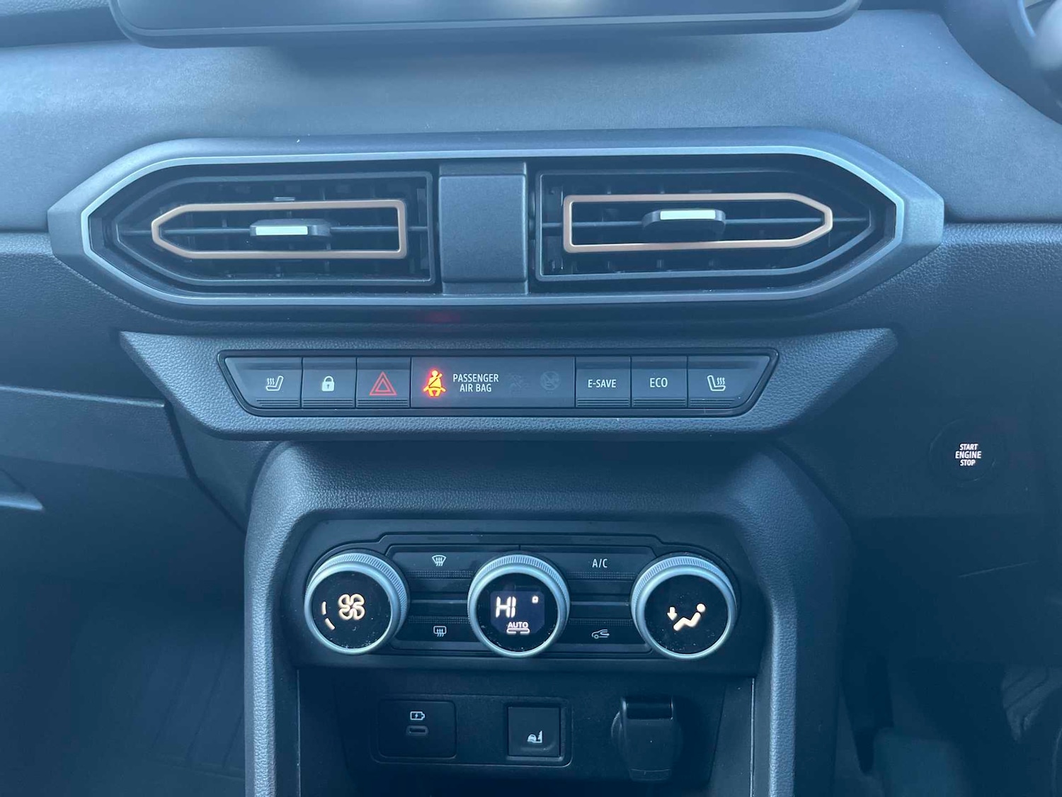 Used Dacia Jogger 2024 for sale - 76757448: Photo 11