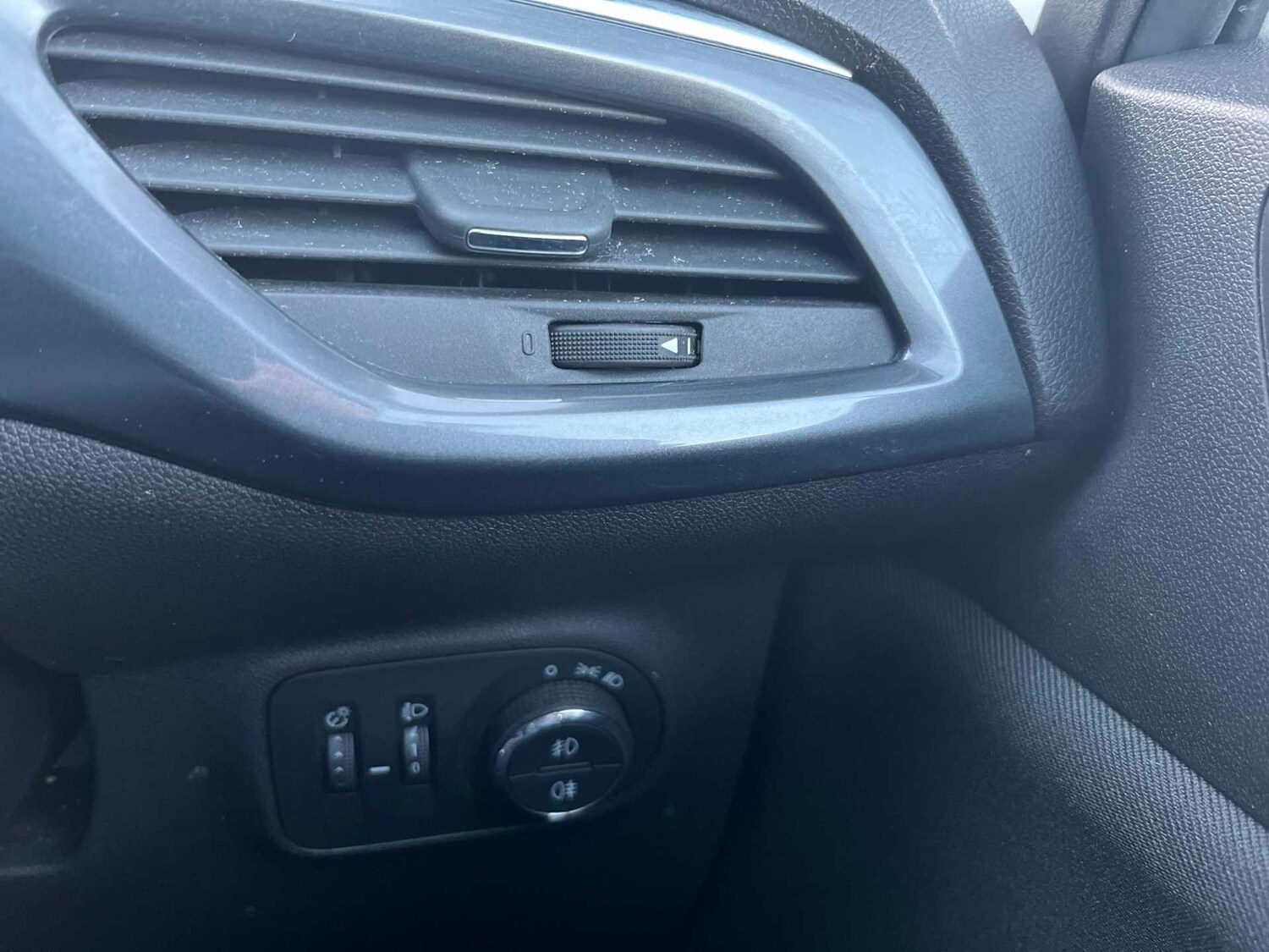 Used Vauxhall Corsa 2018 for sale - 77488356: Photo 21