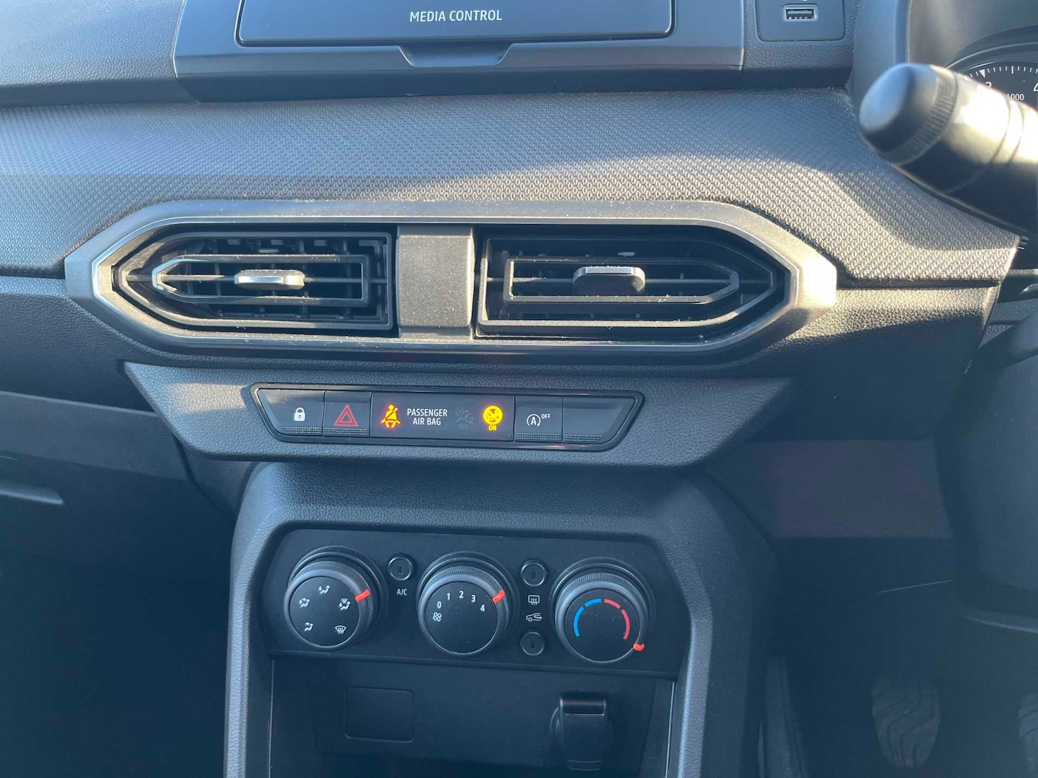 Used Dacia Sandero 2022 for sale - 76694640: Photo 10