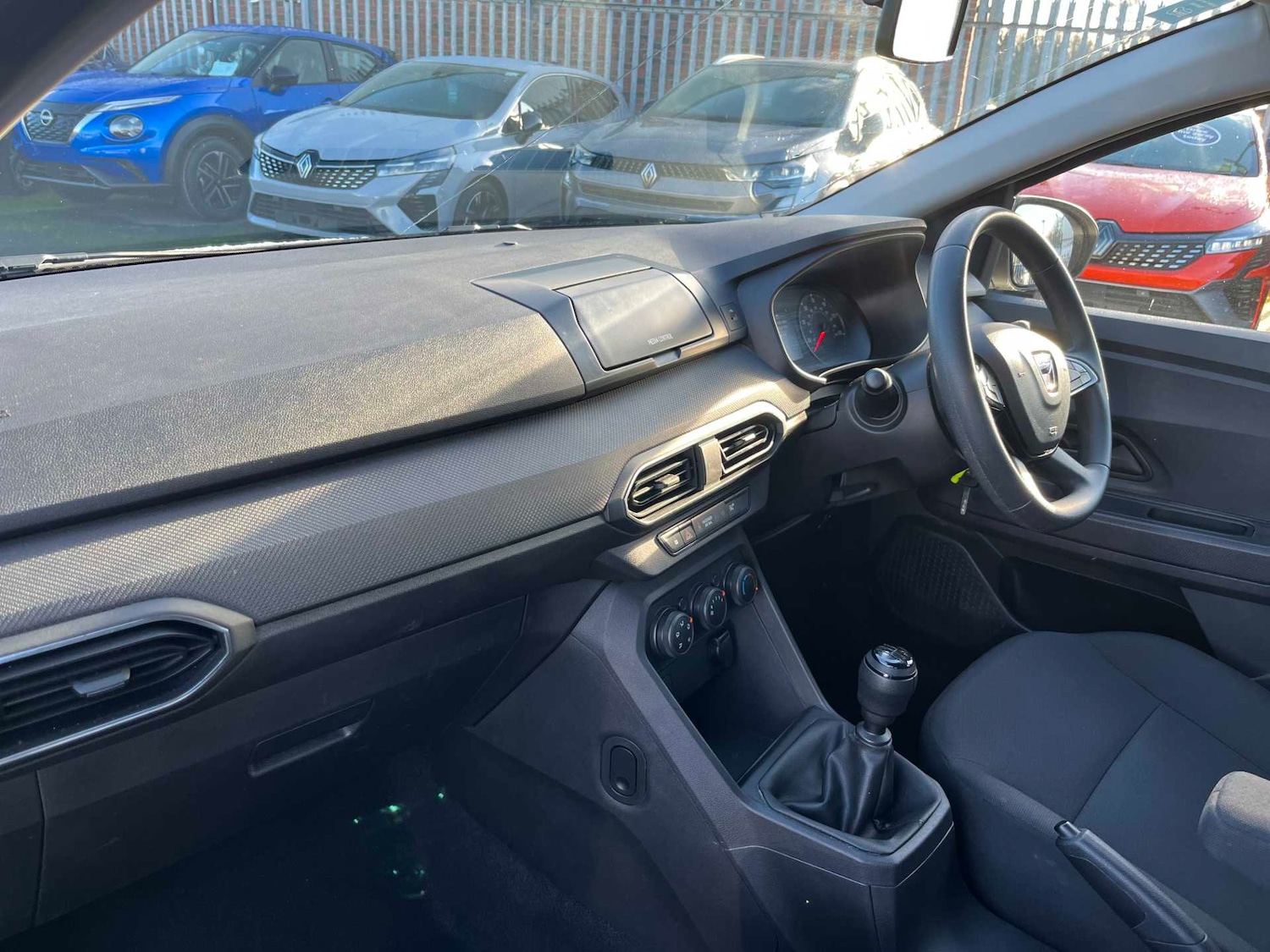 Used Dacia Sandero 2022 for sale - 76694640: Photo 6