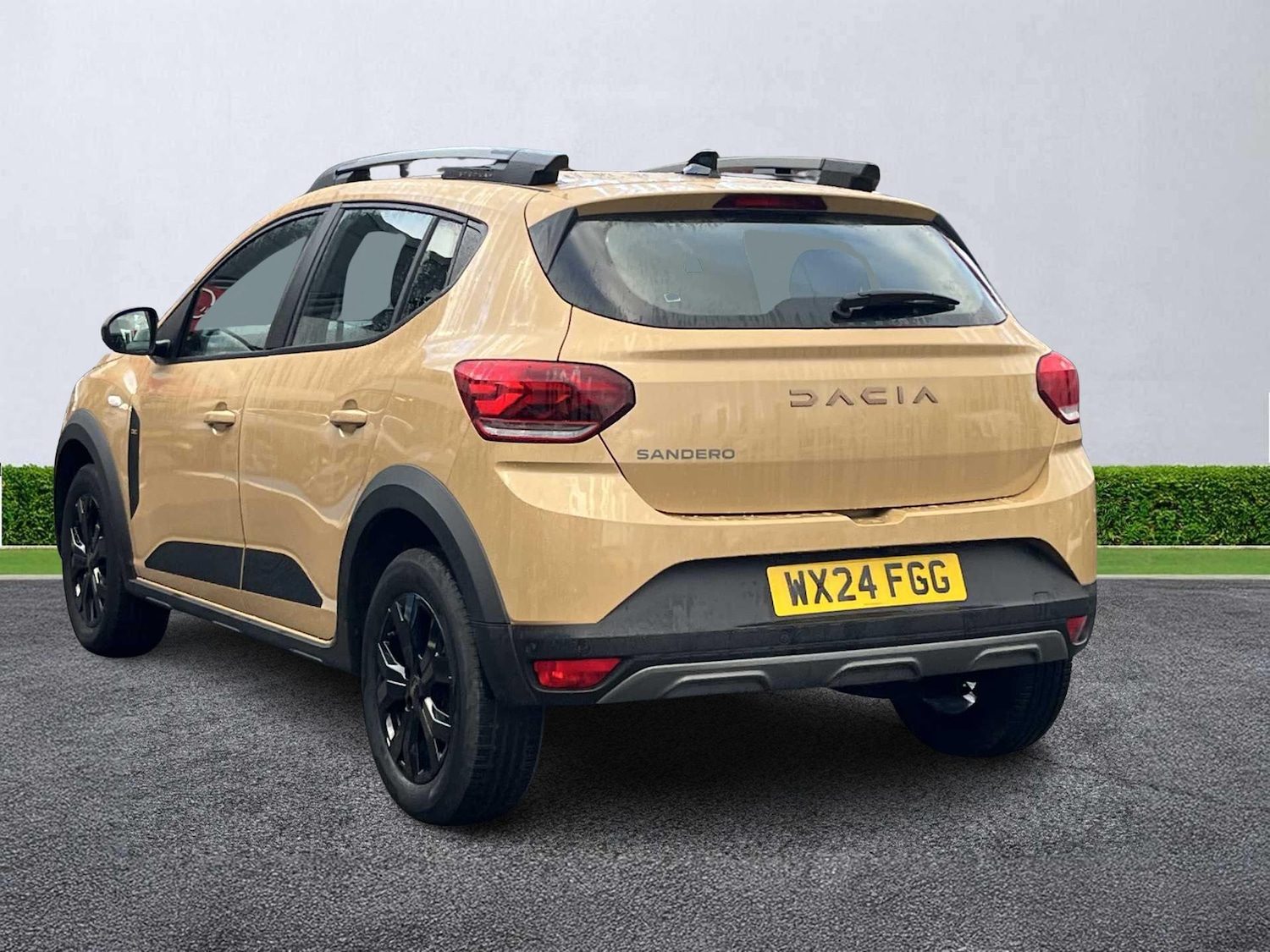 Used Dacia Sandero Stepway 2024 for sale - 76682587: Photo 2