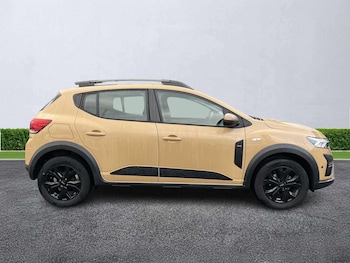 Used Dacia Sandero Stepway 2024 for sale - 76682587: Photo