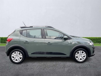Used Dacia Sandero Stepway 2024 for sale - 77034580: Photo