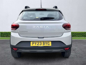 Used Dacia Sandero Stepway 2023 for sale - 78410185: Photo