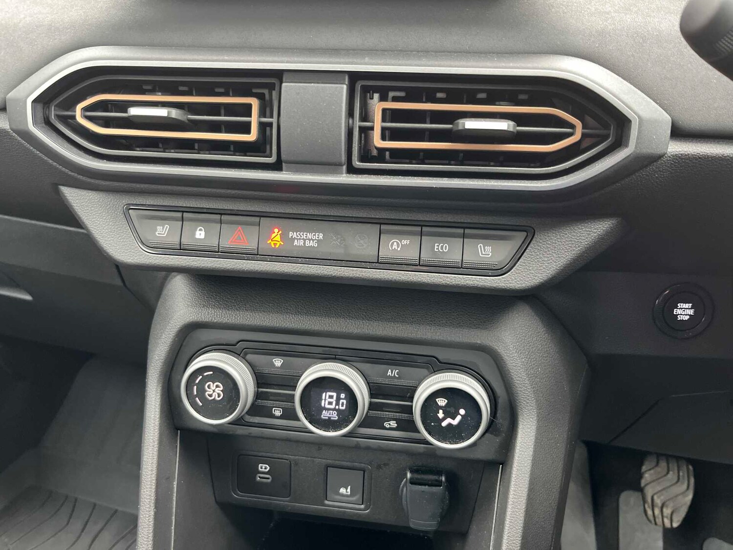 Used Dacia Sandero Stepway 2024 for sale - 78192107: Photo 11