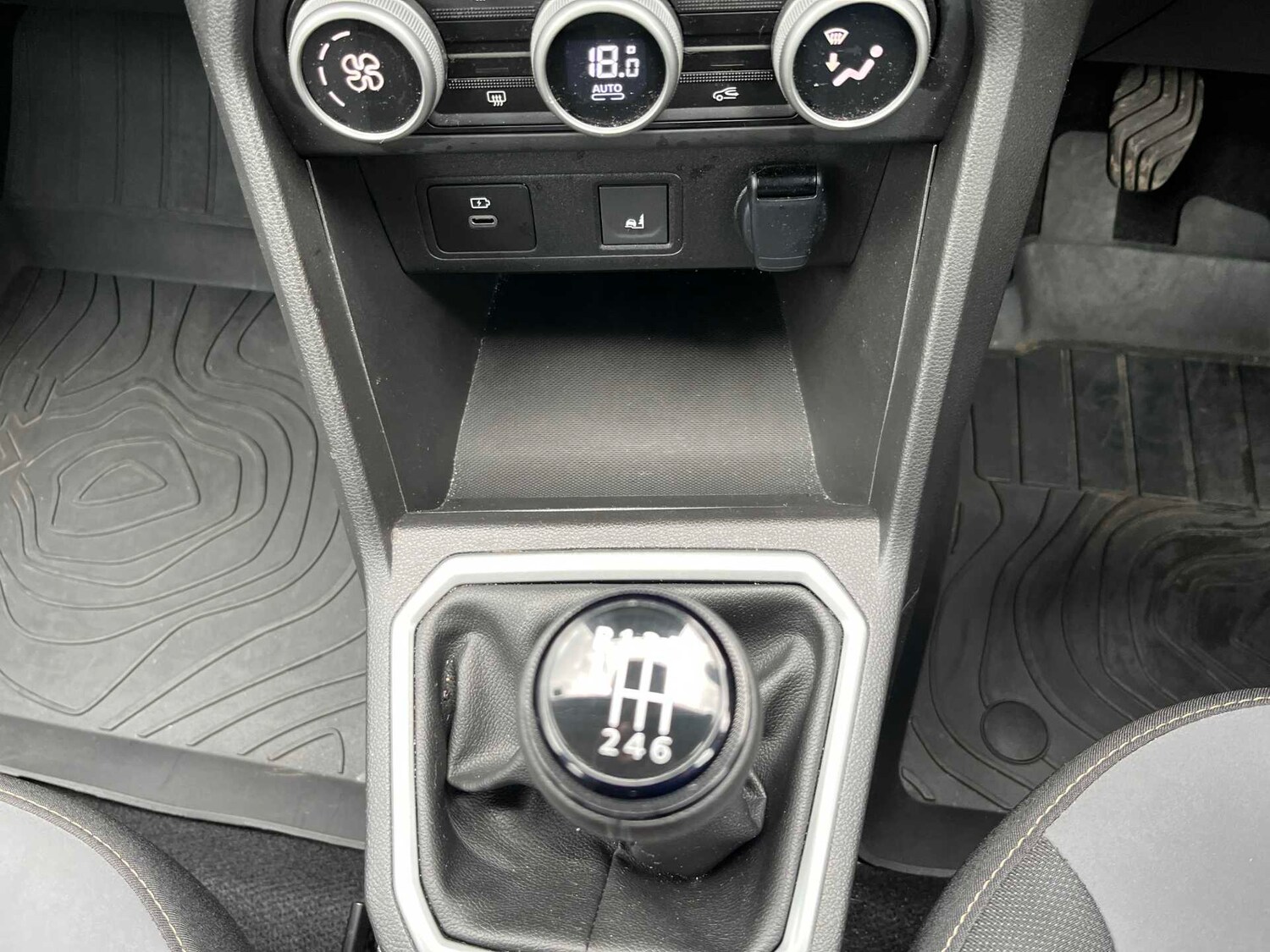 Used Dacia Sandero Stepway 2024 for sale - 78192107: Photo 12