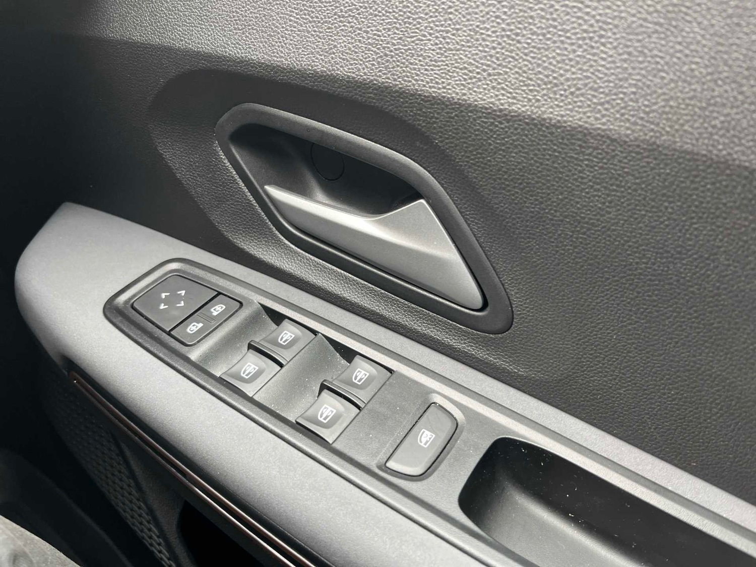 Used Dacia Sandero Stepway 2024 for sale - 78192107: Photo 20