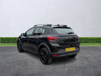 Used Dacia Sandero Stepway 2024 for sale - 79114881: Photo
