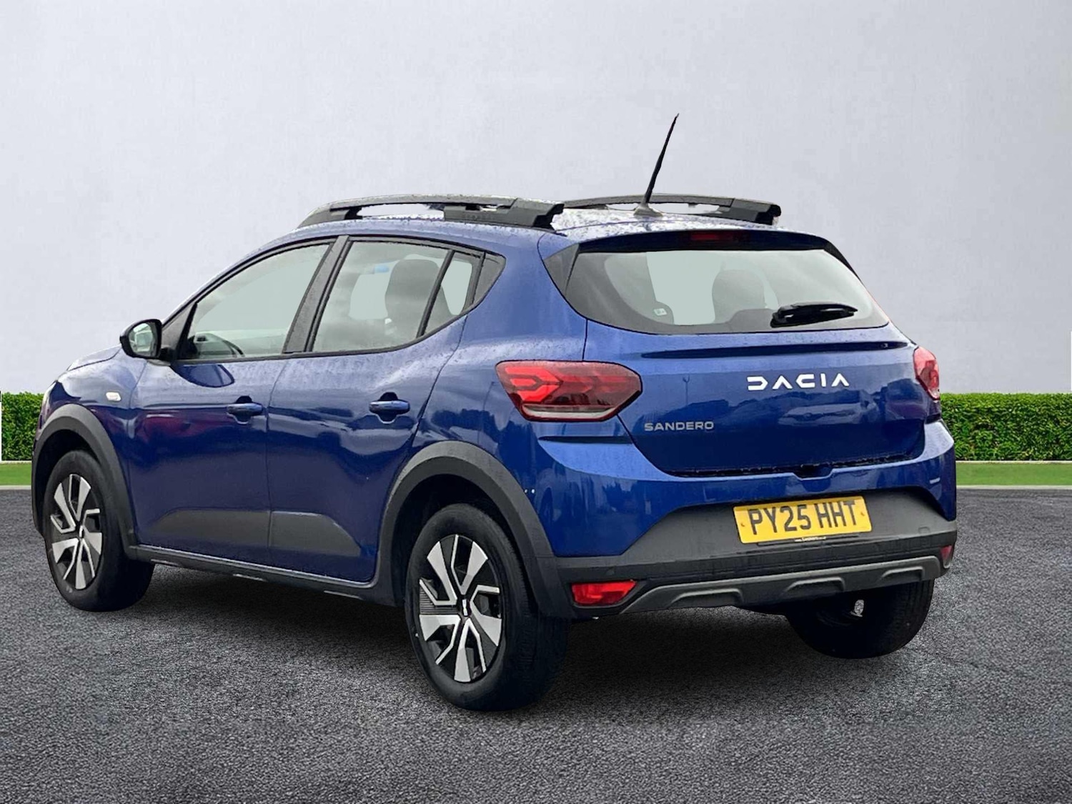 Used Dacia Sandero Stepway 2025 for sale - 76149646: Photo 2