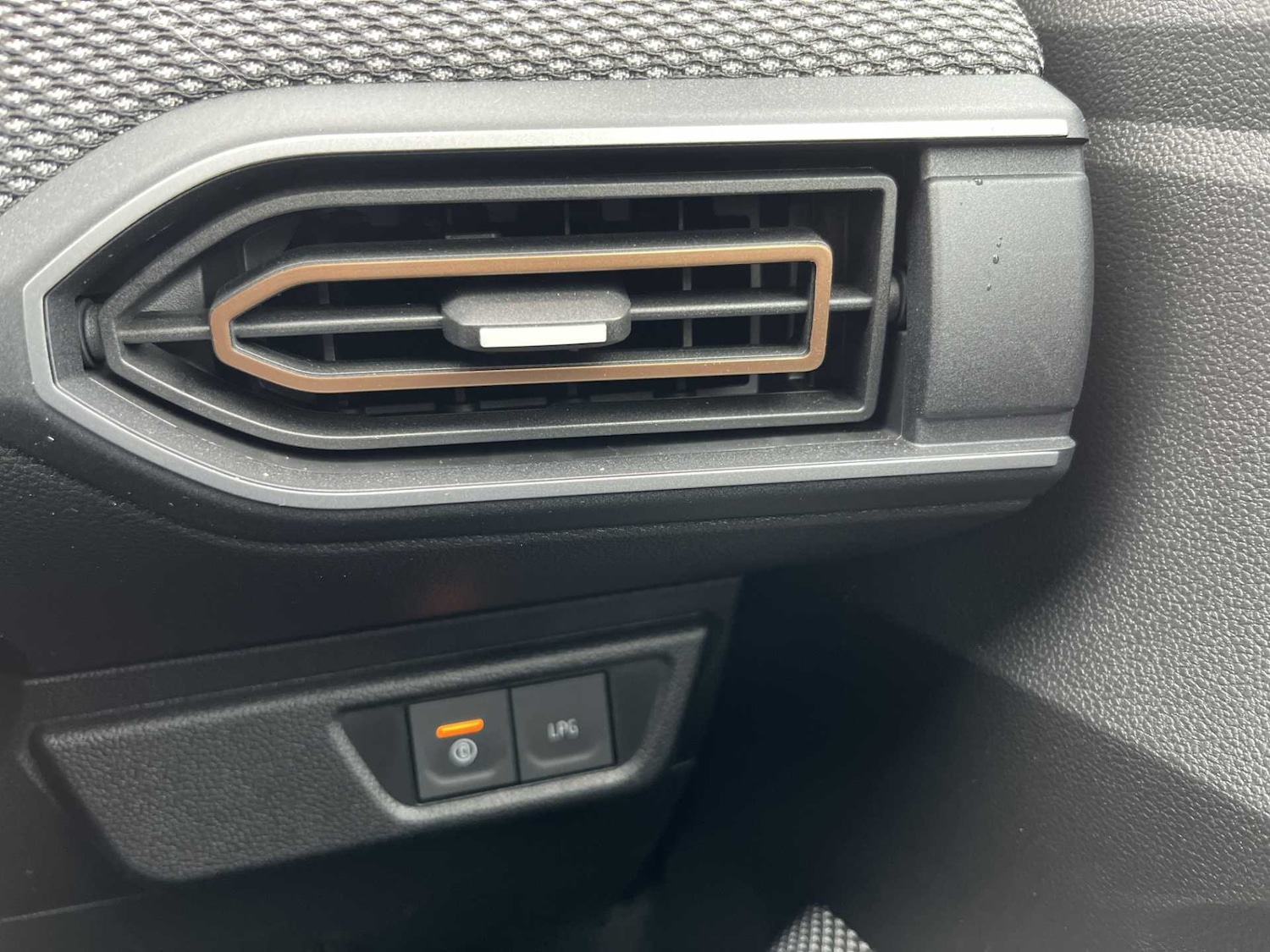 Used Dacia Sandero Stepway 2025 for sale - 76149646: Photo 22