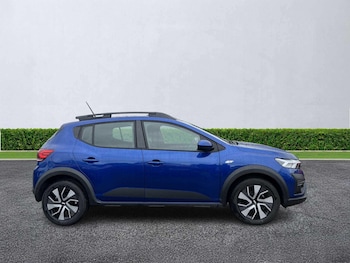 Used Dacia Sandero Stepway 2025 for sale - 76149646: Photo 3