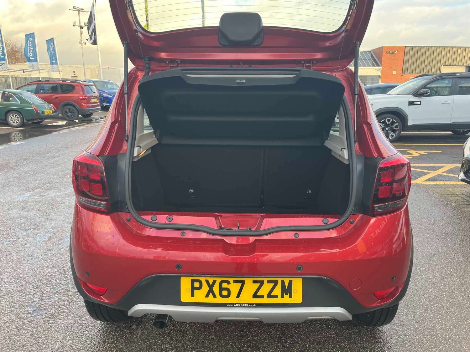 Used Dacia Sandero Stepway 2017 for sale - 76892123: Photo 14