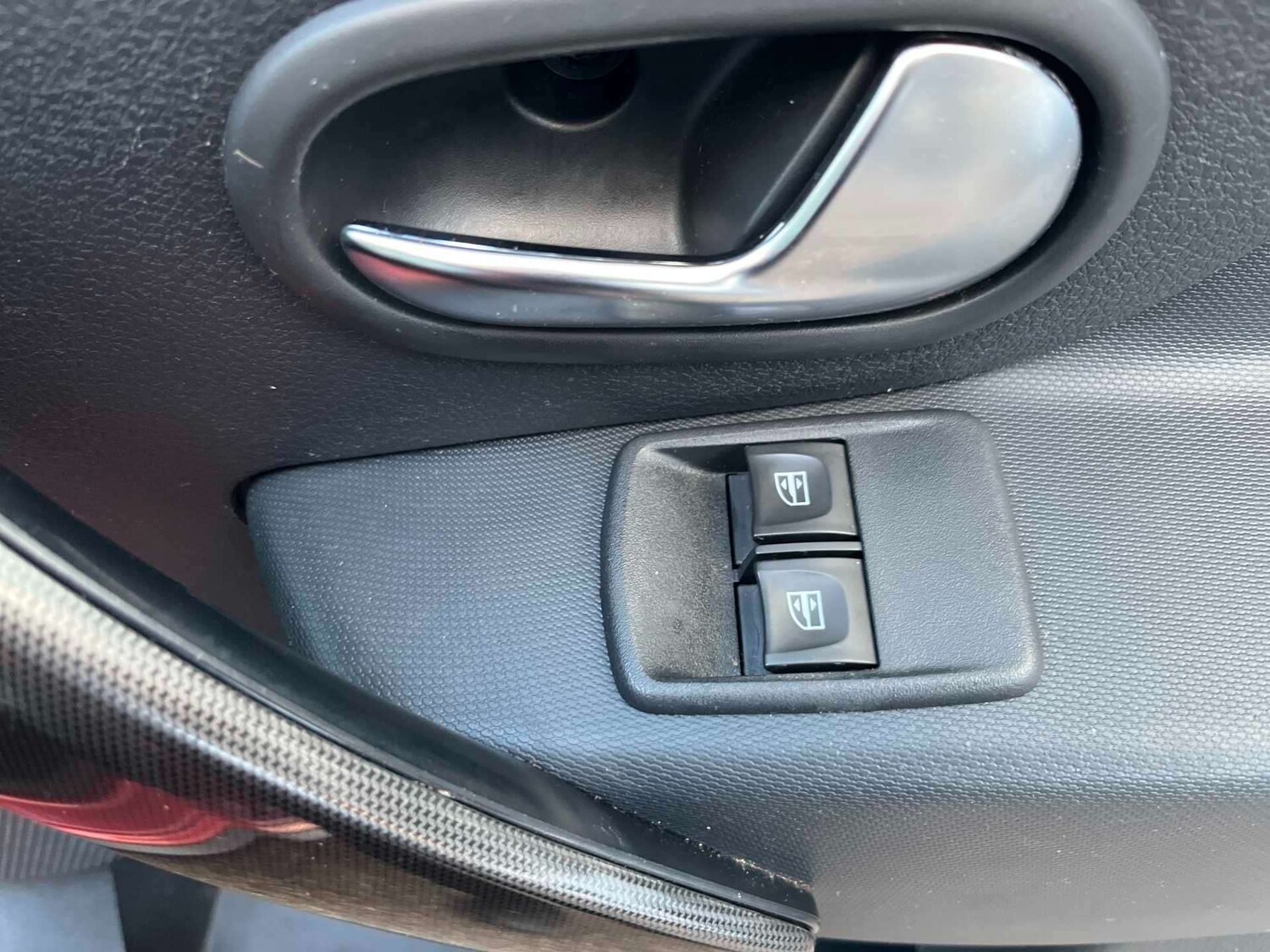 Used Dacia Sandero Stepway 2017 for sale - 76892123: Photo 18