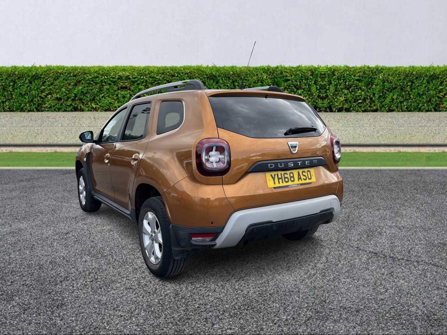 Used Dacia Duster 2018 for sale - 76159593: Photo 2