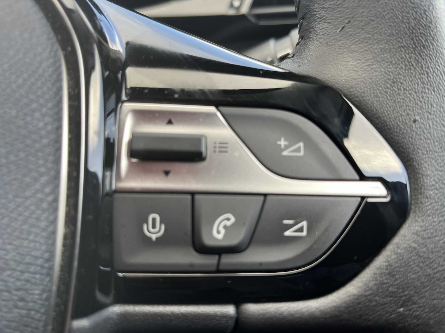 Used Peugeot 308 SW 2022 for sale - 76403467: Photo 24