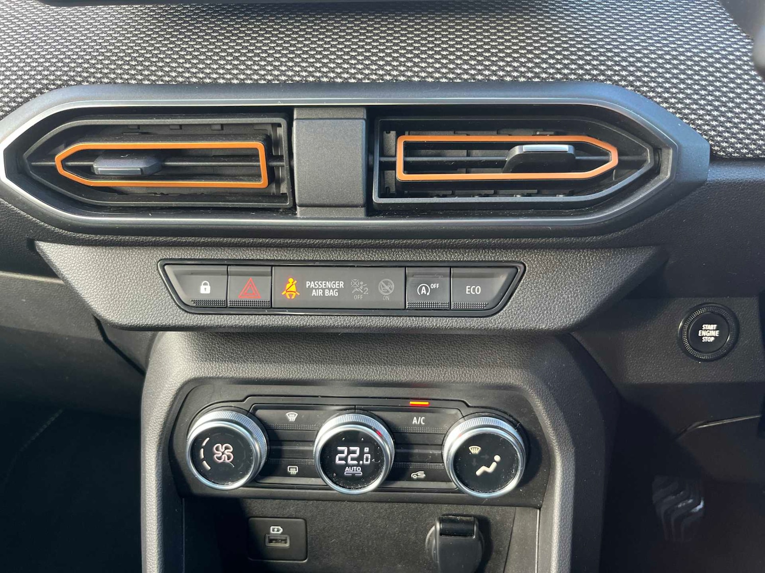 Used Dacia Sandero Stepway 2022 for sale - 76403465: Photo 11