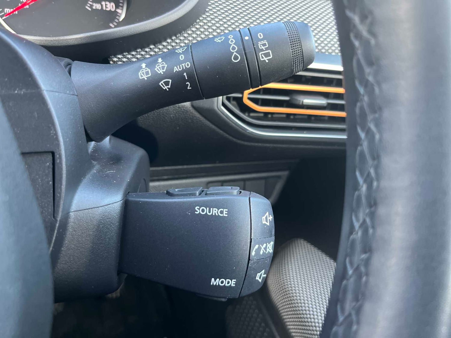 Used Dacia Sandero Stepway 2022 for sale - 76403465: Photo 25