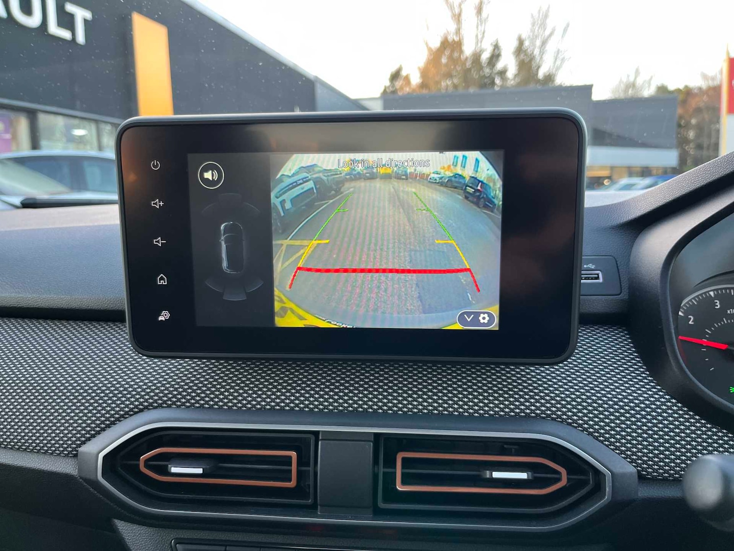 Used Dacia Sandero Stepway 2023 for sale - 76940503: Photo 21