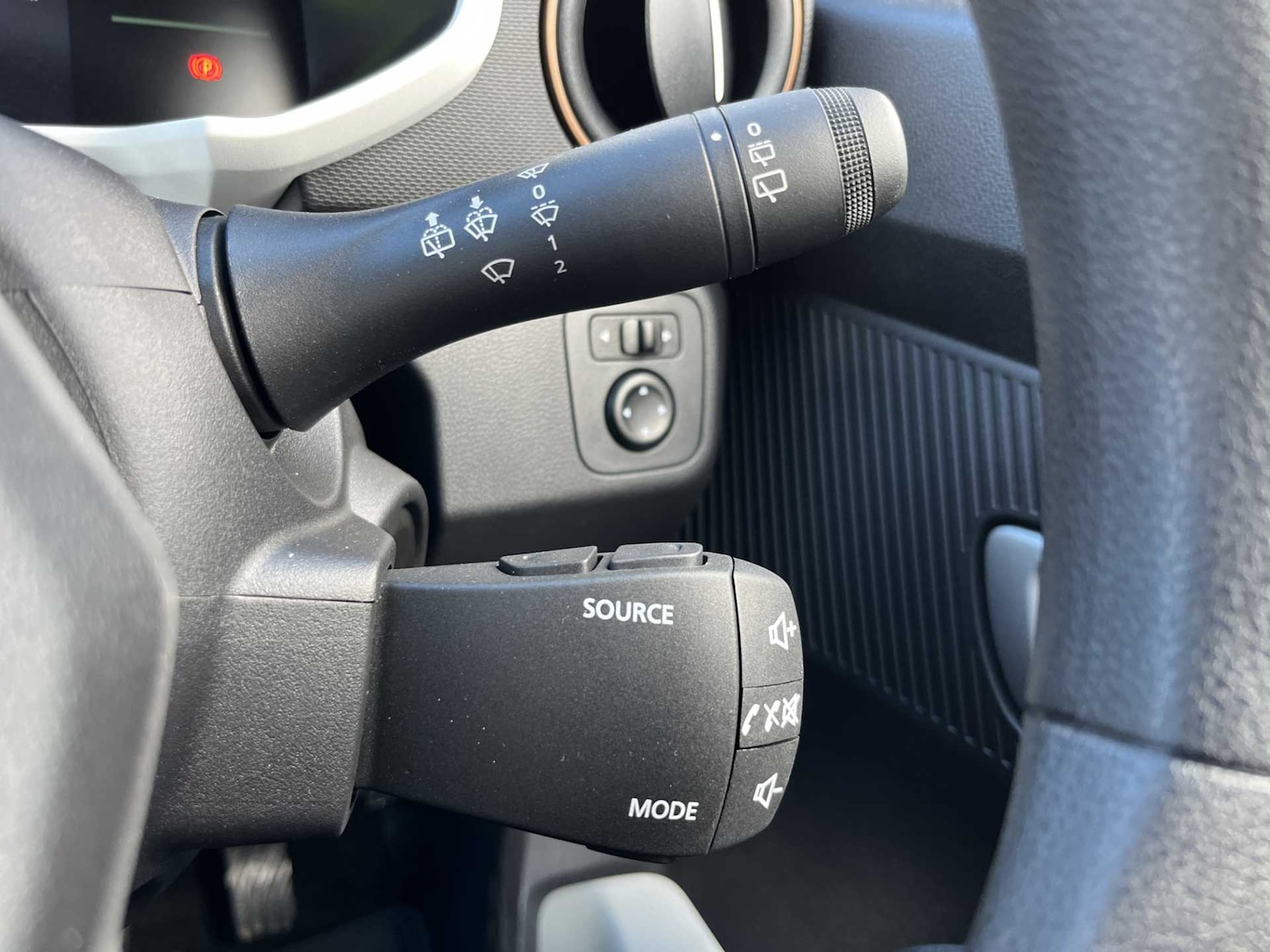 Used Dacia Spring 2025 for sale - 76763508: Photo 25