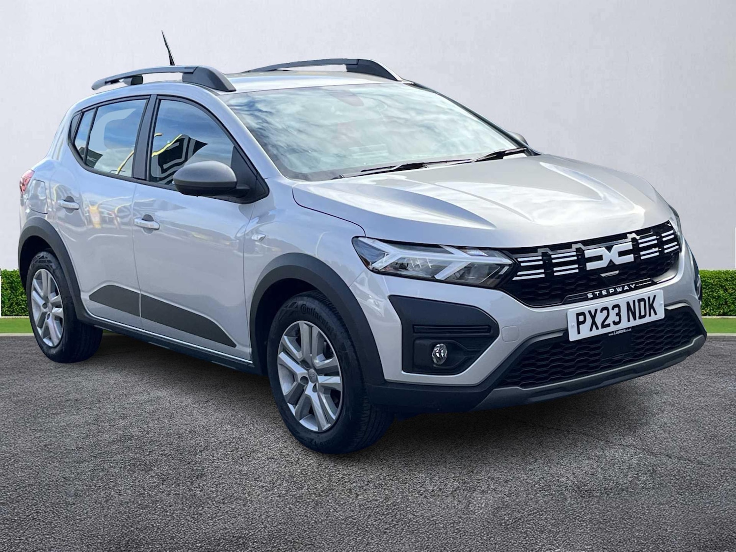 Used Dacia Sandero Stepway 2023 for sale - 76047807: Photo 1